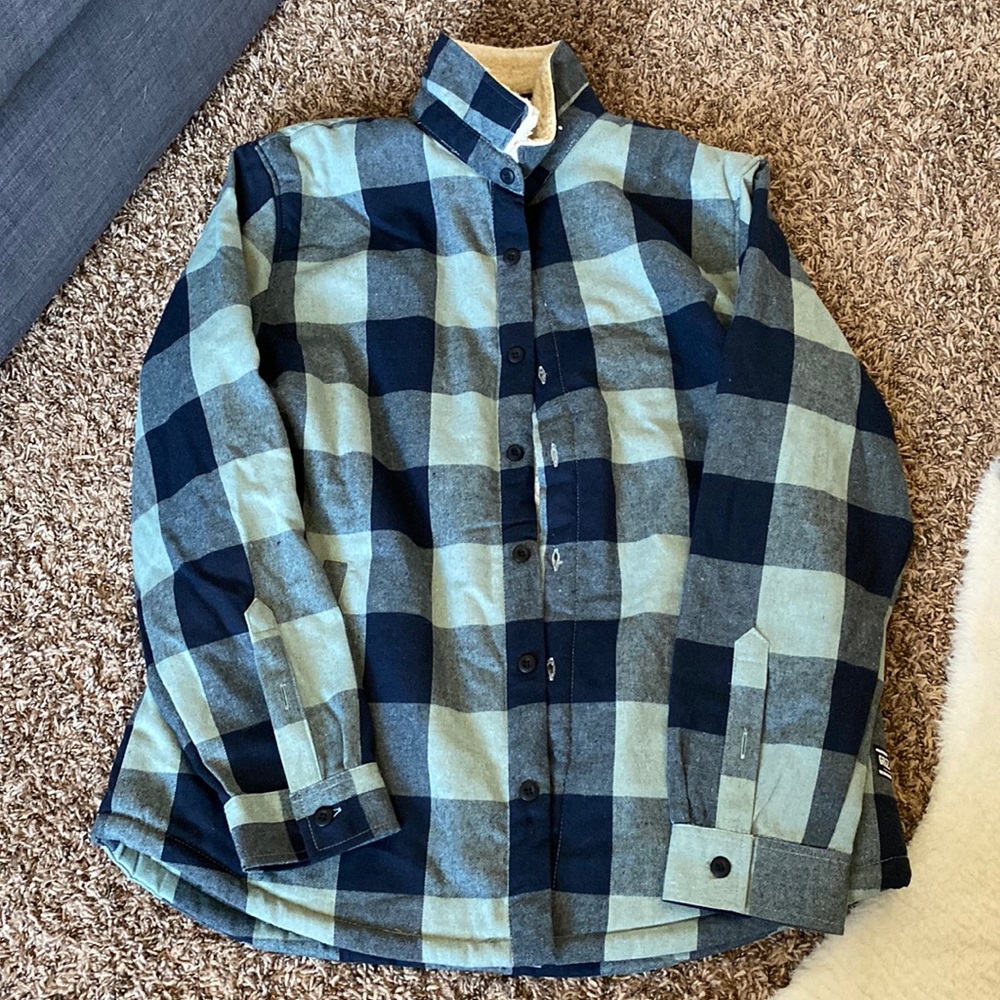 Brand new unworn men’s Grizzly Griptape Fur lined plaid button down